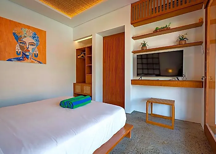 Kemiri - Canggu Nearby Batu Bolong Buduk