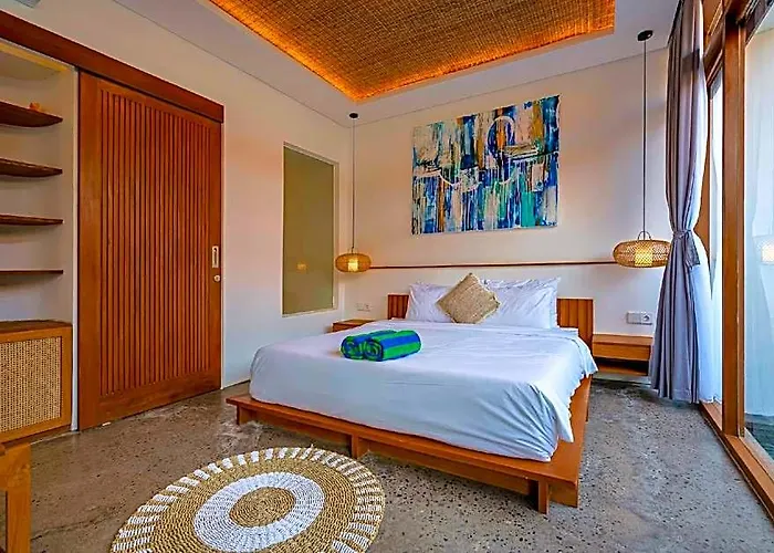 Kemiri - Canggu Nearby Batu Bolong Villa